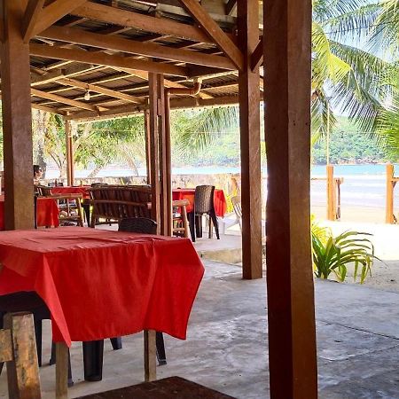 Bucana Beachfront Guesthouse إل نيدو المظهر الخارجي الصورة